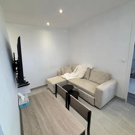 Apartment Renove En Plein Centre Draveil