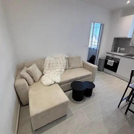 Apartment Renove En Plein Centre Draveil